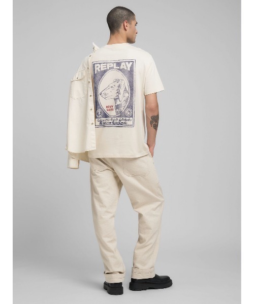 REPLAY(リプレイ)の「リラックスフィット ヘビーコットンジャージー VINTAGEグラフィックTシャツ(Tシャツ/カットソー・メンズ・アイボリー/ブラック・MEDIUM/LARGE/X-LARGE/SMALL)」の3枚目の写真