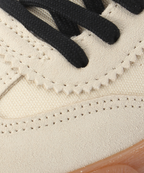 CONVERSE(コンバース)の「CONVERSE/コンバース ロードクラシックSK OX 3370191(スニーカー・レディース・アイボリー/イエロー・23cm/23.5cm/24cm/24.5cm)」の18枚目の写真