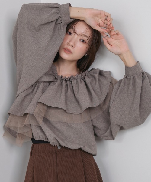 Bab（バブ）の「3WAYラッフルフリルブラウス セットアップ対応（シャツ/ブラウス・レディース・チャコールグレー/A/モカ・M）」の19枚目の写真