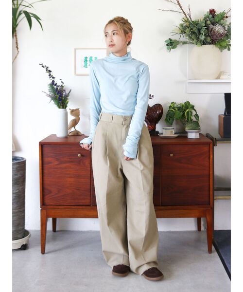 Ungrid（アングリッド）の「ハイネックシアーロングスリーブTee（Tシャツ/カットソー・レディース・オフホワイト/ブルー/ブラック/ブラウン/イエロー・FREE）」の16枚目の写真