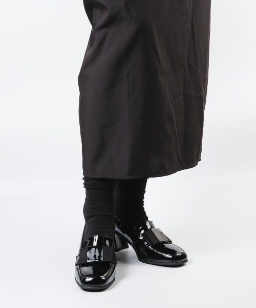 Luca Grossi(ルーカグロッシ)の「エナメルリボンパンプス/LUCA CH840-VA(パンプス・レディース・ブラック・35/36/37/38)」の4枚目の写真