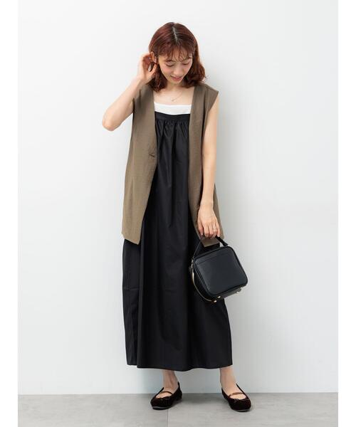 Lugnoncure（ルノンキュール）の「ギャザーキャミソールワンピース（ワンピース・レディース・カーキ/ブラウン/ブラック・F）」の2枚目の写真