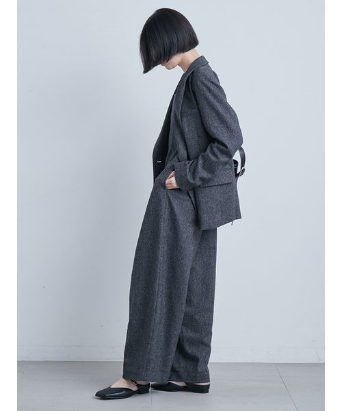 MIESROHE(ミースロエ)の「ツィードダブルブレストジャケット(テーラードジャケット・レディース・ベージュ/チェック/チャコールグレー・0/1)」の19枚目の写真