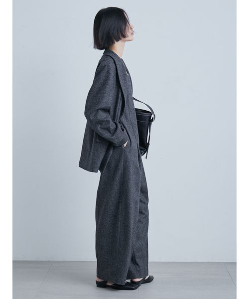 MIESROHE(ミースロエ)の「ツィードダブルブレストジャケット(テーラードジャケット・レディース・ベージュ/チェック/チャコールグレー・0/1)」の20枚目の写真