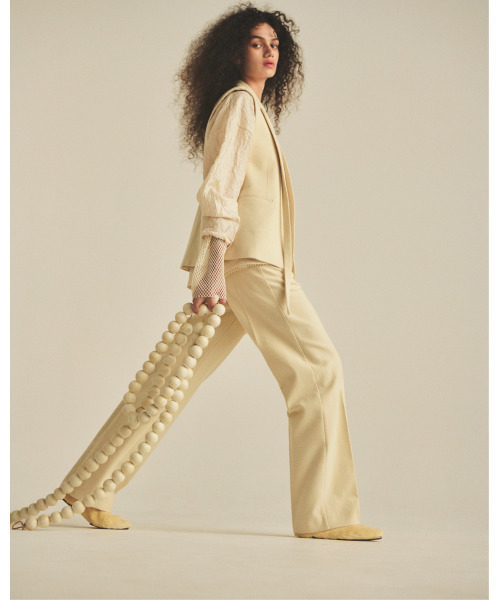 muller of yoshiokubo(ミュラーオブヨシオクボ)の「muller of yoshiokubo ミュラーオブヨシオクボ / BUMPY WOOL VEST バンピーウールベスト / MLF25701(ベスト・レディース・アイボリー/ブラック・38/36)」の6枚目の写真