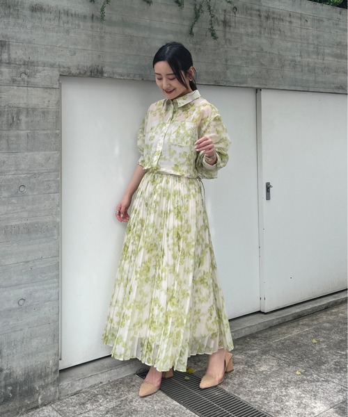 STRATA(エストラータ)の「シルキーシアーフラワープリーツスカート 【低身長・小柄女性】(スカート・レディース・グリーン・XS)」の7枚目の写真