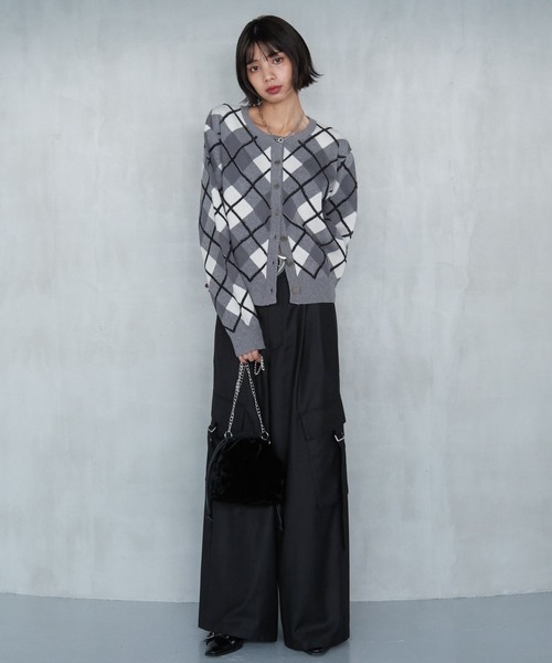 PAGEBOY(ページボーイ)の「ループアーガイルカーディガン(カーディガン/ボレロ・レディース・ブラウン/グレー/ブラック・FREE)」の4枚目の写真