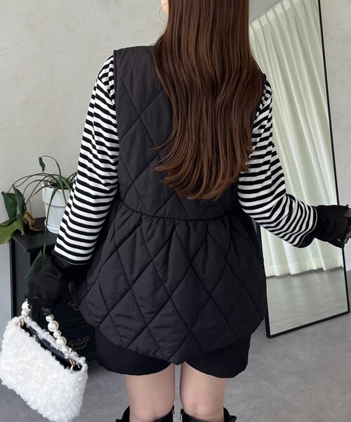 prose verse(プロズヴェール)の「キルティングパールペプラムジレ(ベスト・レディース・ブラック・LARGE/MEDIUM)」の21枚目の写真