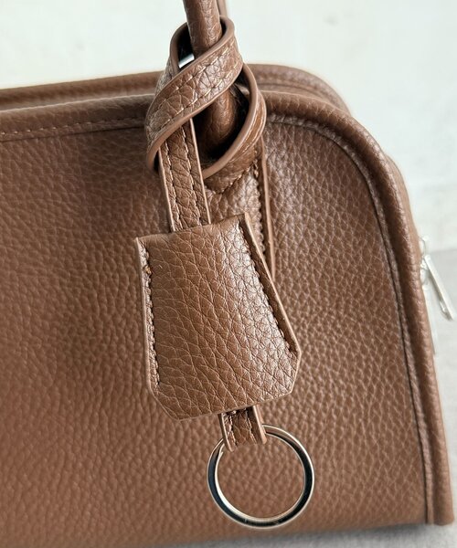 Chez toi（シェトワ）の「チャーム付き2WAYミニボストン（ボストンバッグ・レディース・ブラウン/シルバー/ブラック・FREE）」の15枚目の写真