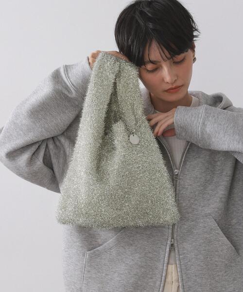 OPAQUE.CLIP（オペークドットクリップ）の「メタルチャーム付きラメニットバッグ（トートバッグ・レディース・ゴールド/ブラック/ブラウン系その他/シルバー系その他・00）」の5枚目の写真