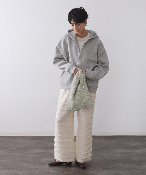 OPAQUE.CLIP（オペークドットクリップ）の「メタルチャーム付きラメニットバッグ（トートバッグ・レディース・ゴールド/ブラック/ブラウン系その他/シルバー系その他・00）」の6枚目の写真