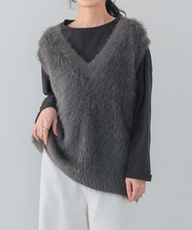 ふわふわシャギーニットベスト