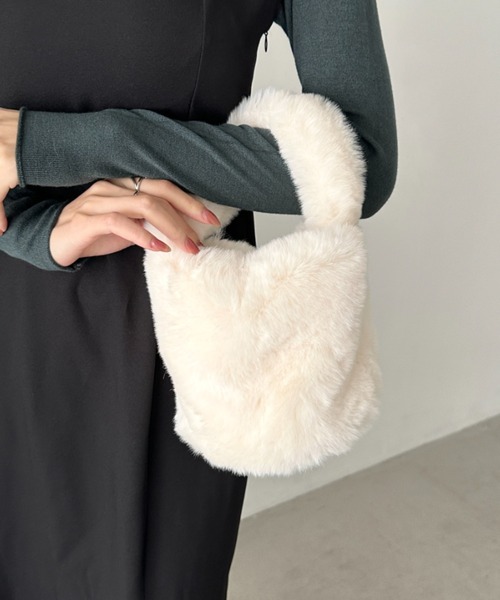 セール】フェイクファーバケットバッグ（ハンドバッグ）｜CLEA（クレア