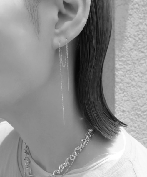 norme(ノーム)の「【SILVER925】ノーム プレイング チェーン ピアス (ショート/1P) / norme playing chain pierce (short/1P)(ピアス(片耳用)・レディース・ゴールド・FREE)」の3枚目の写真