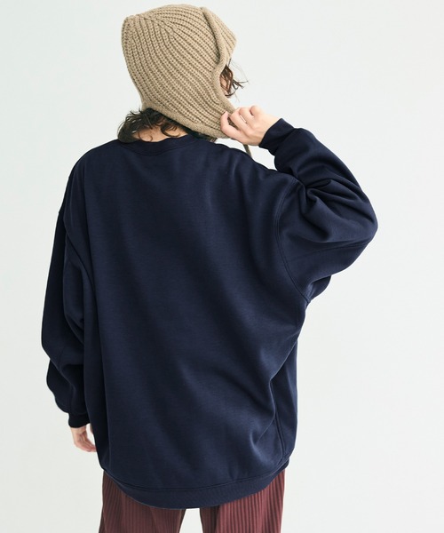 coca（coca）（コカ）の「【WEB限定セール】裏起毛プリントスウェット（スウェット・レディース・ネイビー/チャコール/ライトグレー/ワイン・L/M/S）」の11枚目の写真