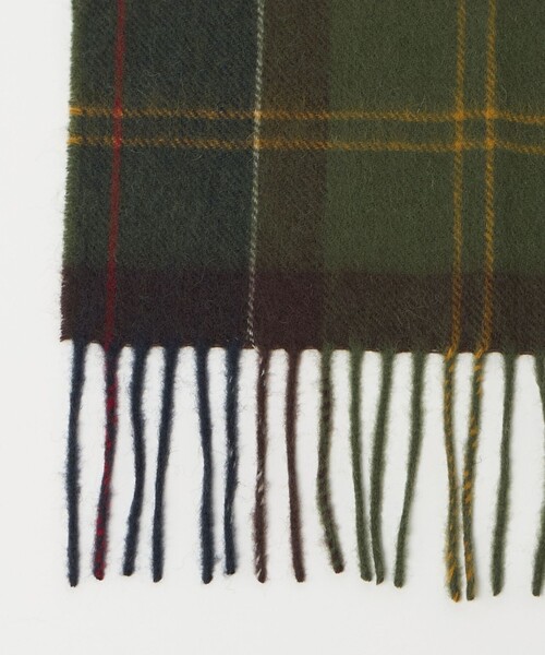 Barbour(バブアー)の「【国内EXCLUSIVE】<Barbour>タータンチェック マフラー(マフラー・レディース・ベージュ/レッド/オリーブ・FREE)」の14枚目の写真