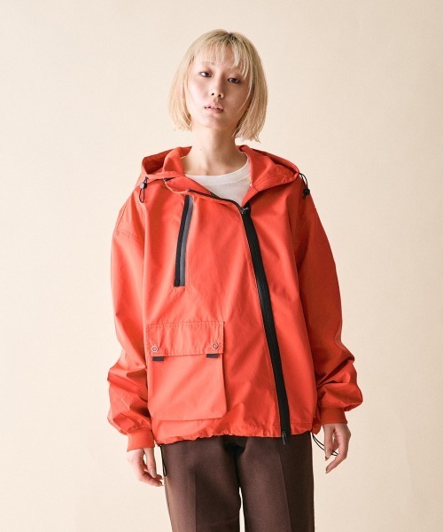 rehacer(レアセル)の「rehacer : W zip 2layer Mt.Jacket / ダブルジップ 2レイヤー マウンテン ジャケット(マウンテンパーカー・レディース・ネイビー/オレンジ・SMALL)」の19枚目の写真