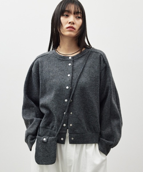 HANNE(アン)の「ポーチセットニットカーディガン(カーディガン/ボレロ・レディース・ネイビー/チャコールグレー/グレー・FREE)」の2枚目の写真