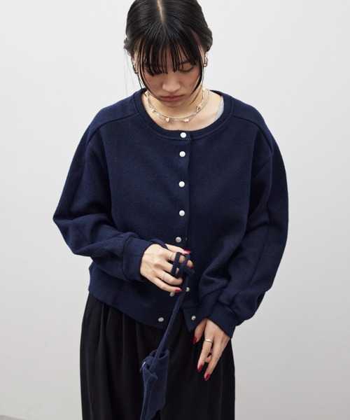 HANNE(アン)の「ポーチセットニットカーディガン(カーディガン/ボレロ・レディース・ネイビー/チャコールグレー/グレー・FREE)」の13枚目の写真