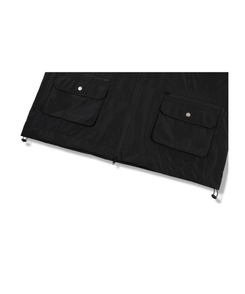 GUBIN（グビン）の「オーバーサイズピンタックウィンドブレーカー（ナイロンジャケット・レディース・その他・SMALL/MEDIUM/LARGE）」の5枚目の写真