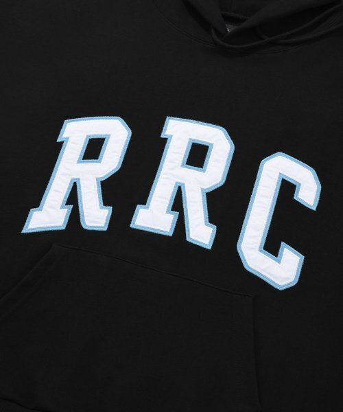 Retriever Club（レトリーバークラブ）の「RRC ARCH APPLIQUE HOODIE [BLACK]（パーカー・レディース・その他・SMALL/MEDIUM/LARGE/X-LARGE）」の5枚目の写真