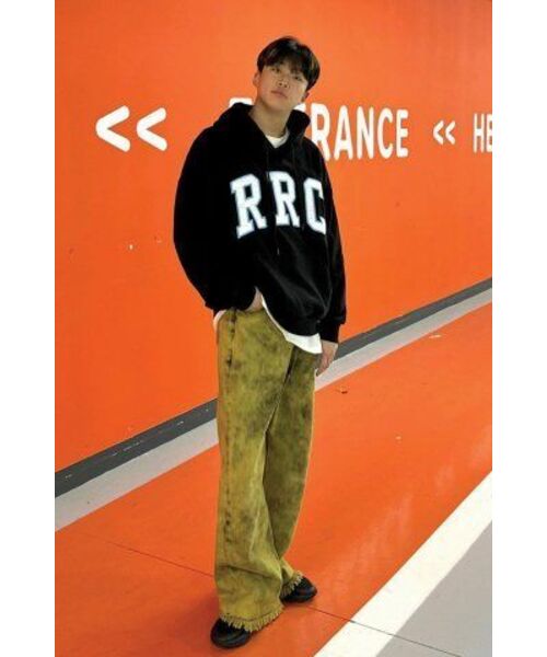 Retriever Club（レトリーバークラブ）の「RRC ARCH APPLIQUE HOODIE [BLACK]（パーカー・レディース・その他・SMALL/MEDIUM/LARGE/X-LARGE）」の12枚目の写真