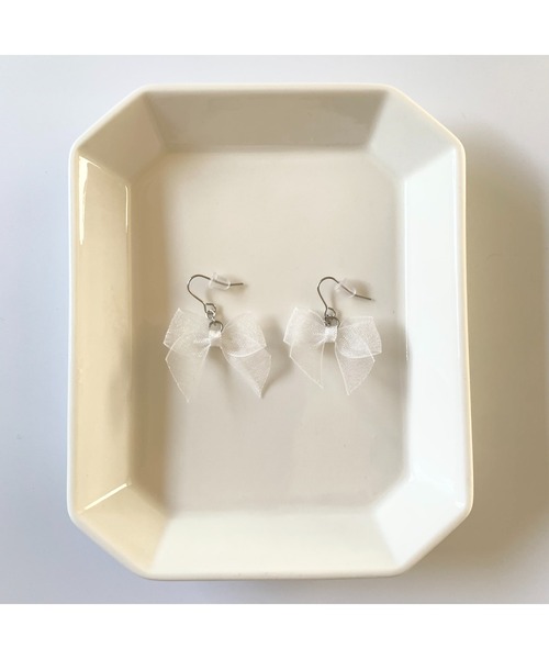 tone(トーン)の「【TOMEI LAB】オーガンジー リボン ピアス(MA)(ピアス(両耳用)・レディース・ホワイト/ネイビー/ブラック・FREE)」の5枚目の写真