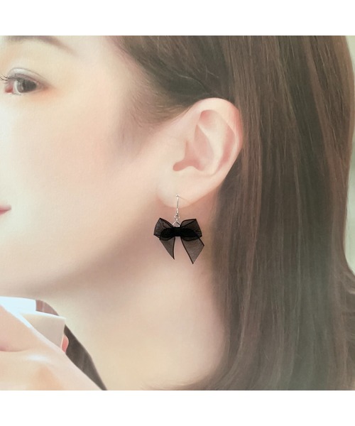 tone(トーン)の「【TOMEI LAB】オーガンジー リボン ピアス(MA)(ピアス(両耳用)・レディース・ホワイト/ネイビー/ブラック・FREE)」の16枚目の写真