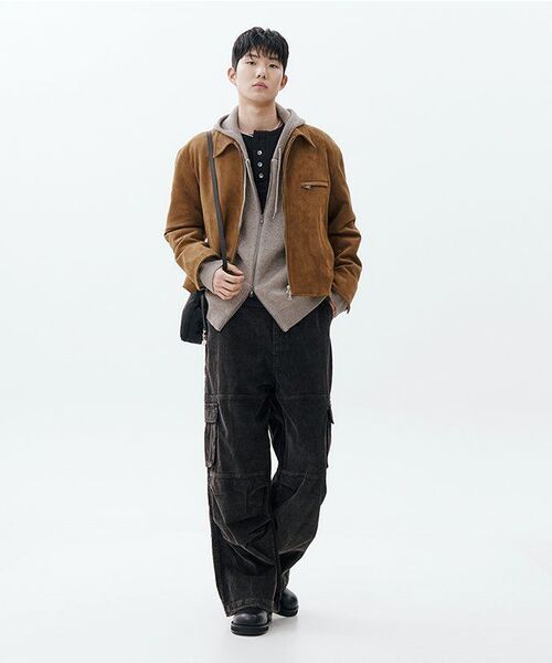 WESLEYHYUSTON(ウェズリーユーストン)の「DEEP DYEING HENLEY NECK LONG SLEEVE BLACK(Tシャツ/カットソー・メンズ・その他・SMALL/MEDIUM/X-SMALL/LARGE)」の2枚目の写真