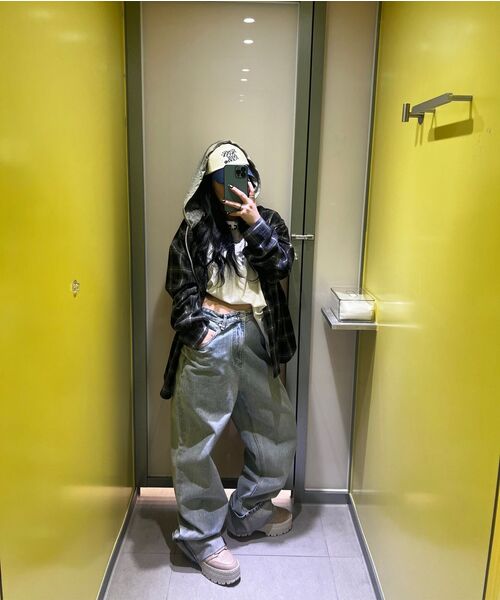 Rest&Recreation(レストアンドレクリエーション)の「ROLL-UP WIDE JEANS - LIGHT BLUE(デニムパンツ・メンズ・その他・LARGE/MEDIUM/SMALL)」の8枚目の写真