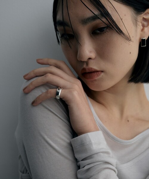 COCOSHNIK ONKITSCH（ココシュニックオンキッチュ）の「シルバー コンケイブピンキーリング（リング・レディース・シルバー・03/05）」の7枚目の写真