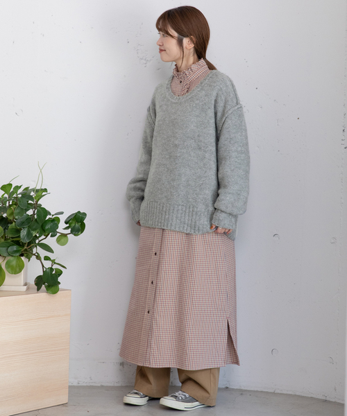 POU DOU DOU（プードゥドゥ）の「Uネックカラーニット（ニット/セーター・レディース・ネイビー/レッド/グリーン/グレー・M）」の8枚目の写真