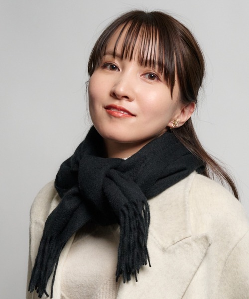 MOONBAT（ムーンバット）の「カシミヤ100％ 洗える 無地 マフラー（マフラー・レディース・ブラウン/キャメル/ダークグレー/グレー/オフホワイト/ブラック・FREE）」の11枚目の写真