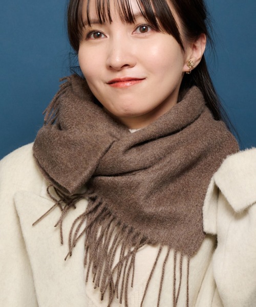 MOONBAT（ムーンバット）の「カシミヤ100％ 洗える 無地 マフラー（マフラー・レディース・ブラウン/キャメル/ダークグレー/グレー/オフホワイト/ブラック・FREE）」の18枚目の写真