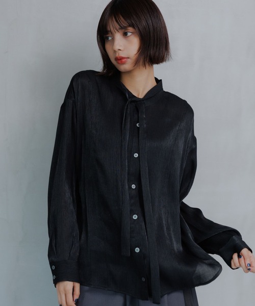 PAGEBOY(ページボーイ)の「ナロータイヨウリュウブラウス(シャツ/ブラウス・レディース・オフホワイト/ブラック/グレイッシュベージュ・FREE)」の3枚目の写真