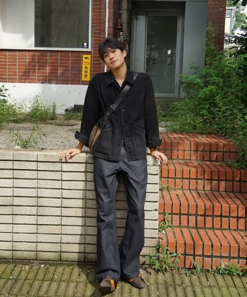 DECET(デケト)の「Loose Flared Jeans DCPT066Blue(デニムパンツ・メンズ・その他・26/28/30/32/34)」の11枚目の写真