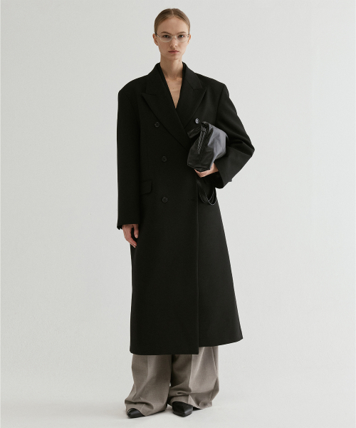 FROMWHERE(フロムウェア)の「Double-Breasted Long Coat Black(トレンチコート・レディース・その他・FREE)」の1枚目の写真