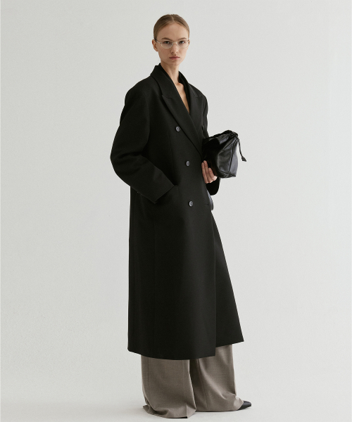 FROMWHERE(フロムウェア)の「Double-Breasted Long Coat Black(トレンチコート・レディース・その他・FREE)」の3枚目の写真