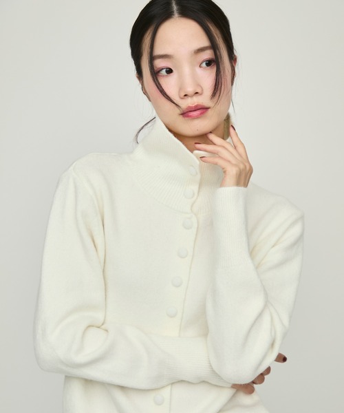 NUJOH(ヌゾ)の「Front Button High Neck Knit / フロントボタンハイネックニット(ニット/セーター・レディース・アイボリー/グレー・FREE)」の21枚目の写真