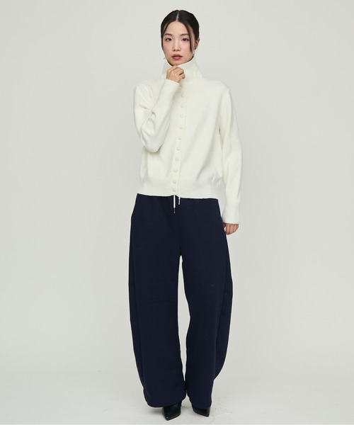 NUJOH(ヌゾ)の「Front Button High Neck Knit / フロントボタンハイネックニット(ニット/セーター・レディース・アイボリー/グレー・FREE)」の17枚目の写真