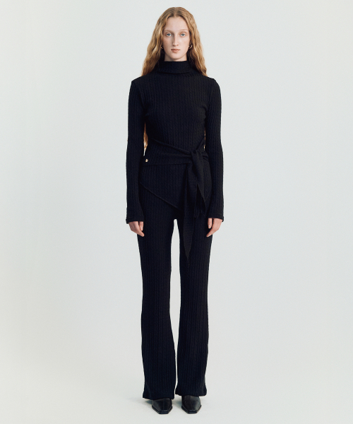 MAYVERU（メイバーユー）の「Arro Lounge Knit _ Black（ニット/セーター・レディース・その他・FREE）」の3枚目の写真