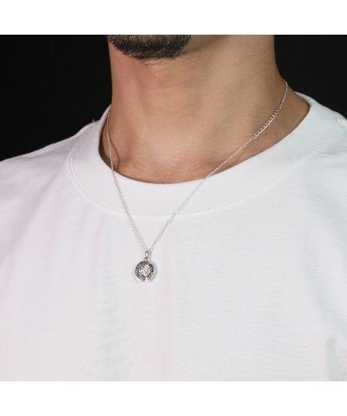 Disney(ディズニー)の「美女と野獣 プリンス ローズネックレス(ネックレス・メンズ・シルバー・ONE SIZE)」の7枚目の写真