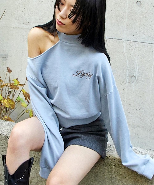 ANAP（アナップ）の「ウォッシュ加工 刺繍 チョーカーネック ワンショルダー スウェット（スウェット・レディース・ブラック/グレー/ライトブルー・F）」の19枚目の写真