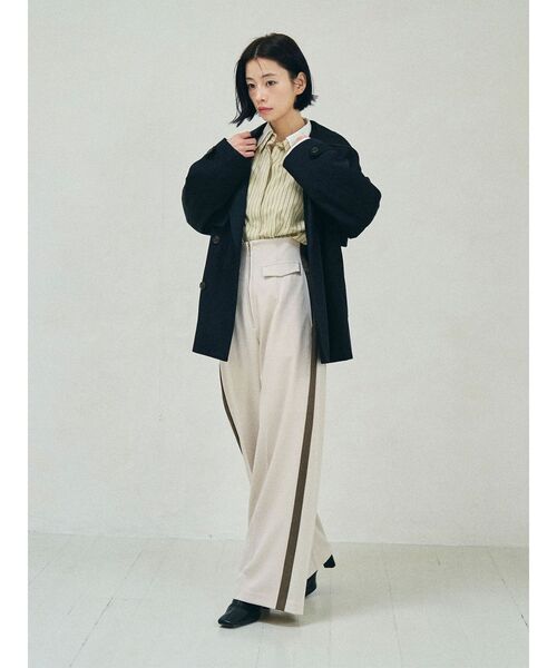 LAGUNAMOON（ラグナムーン）の「ミディアムトレンチコート 春服（トレンチコート・レディース・ネイビー/ベージュ・FREE）」の4枚目の写真