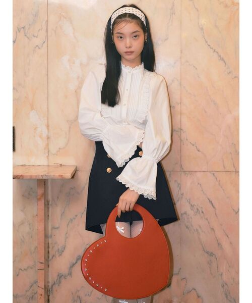 CALNAMUR（カルナムール）の「セーラーボタンショートパンツ（その他パンツ・レディース・ネイビー・SMALL/MEDIUM）」の19枚目の写真