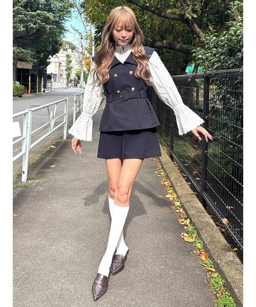 CALNAMUR（カルナムール）の「セーラーボタンショートパンツ（その他パンツ・レディース・ネイビー・SMALL/MEDIUM）」の17枚目の写真