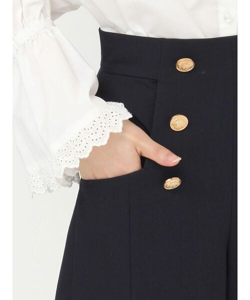 CALNAMUR（カルナムール）の「セーラーボタンショートパンツ（その他パンツ・レディース・ネイビー・SMALL/MEDIUM）」の8枚目の写真