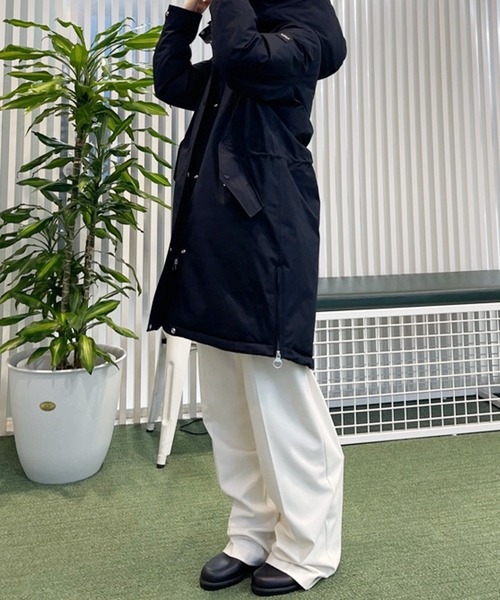 AIGLE（エーグル）の「GORE-TEX ゴアテックス 防風 防水 透湿 2レイヤー ダックダウンジャケット ダウンコート RP（ダウンジャケット/コート・レディース・モスグリーン/ブラック・38/42/40/36/34/44）」の3枚目の写真