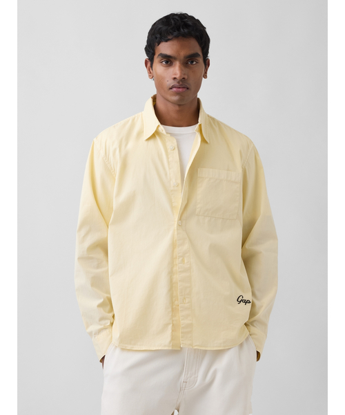 GAP(ギャップ)の「オーガニックコットン リラックスフィット GAPロゴ ポケットシャツ(シャツ/ブラウス・メンズ・イエロー/ホワイト/ネイビー・XS/S/M/L/XL)」の3枚目の写真