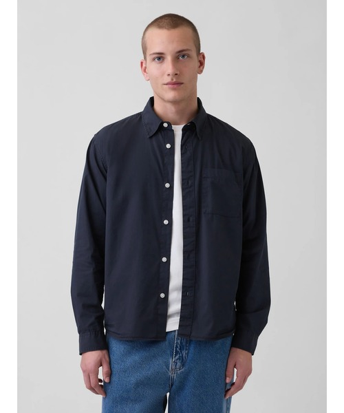 GAP(ギャップ)の「オーガニックコットン リラックスフィット GAPロゴ ポケットシャツ(シャツ/ブラウス・メンズ・イエロー/ホワイト/ネイビー・XS/S/M/L/XL)」の2枚目の写真